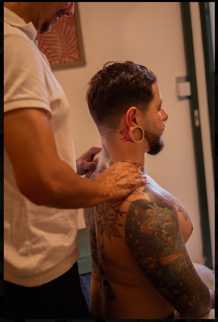 Massagem Abhyanga